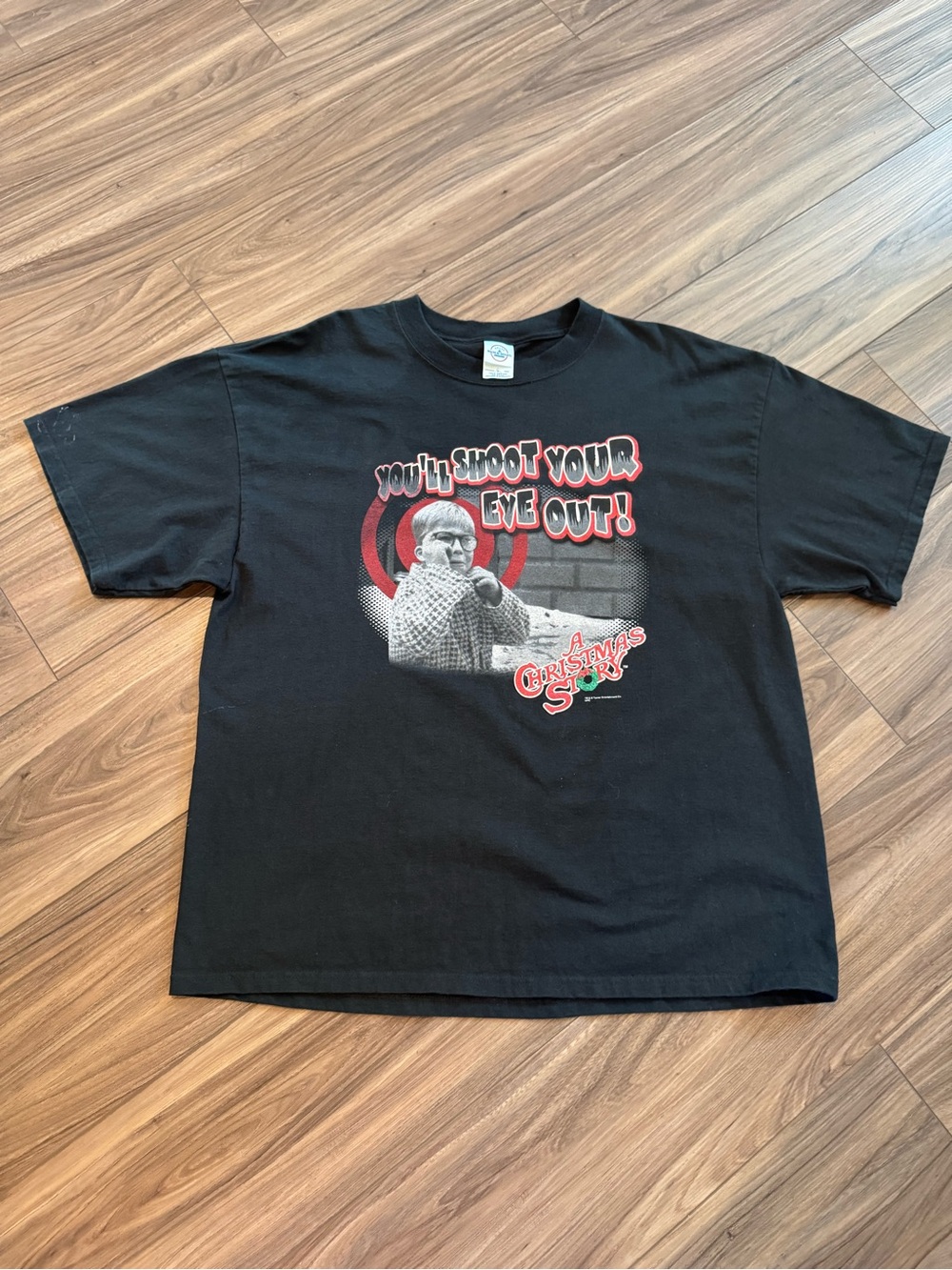 vintage 2004 Y2K A Christmas Story movie promo tee “You’ll shoot your eye out!”